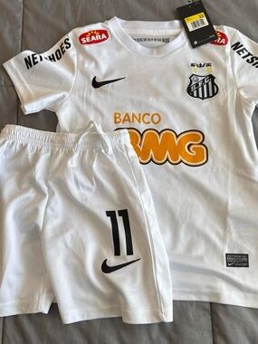 Nike Kids White Soccer Jersey & Shorts Set - Santos FC Neymar Jr